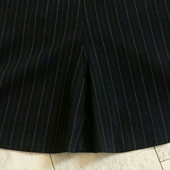 BCBG Maxazria Pinstripe Skirt - Picture 4 of 8